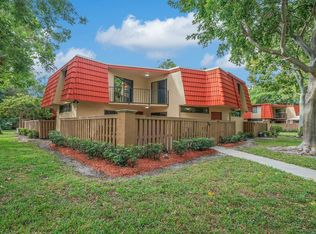 8189 Severn Dr APT B, Boca Raton, FL 33433