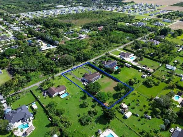 19926 SW 326th St, Homestead, FL 33030