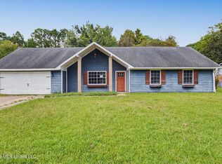 2208 Lewis Gate Dr, Gautier, MS 39553