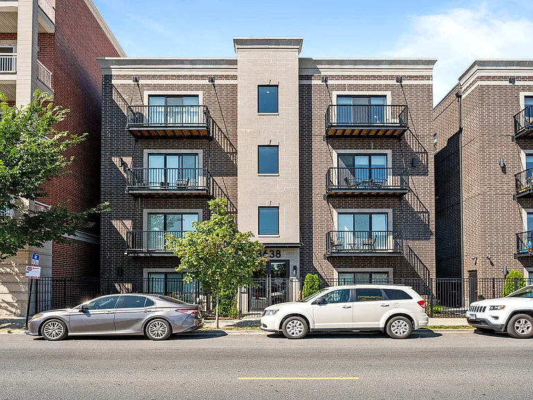 3638-44 N Harlem Ave — Photo 4