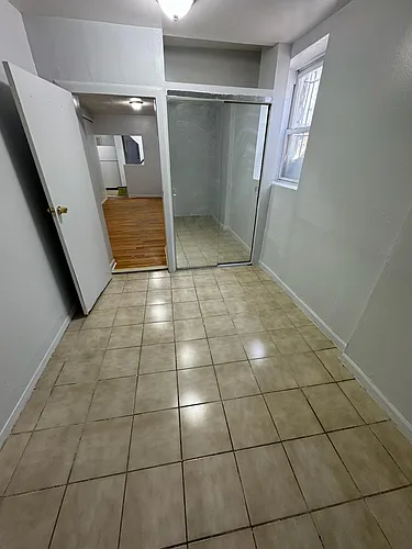 W 181st St Photo 1
