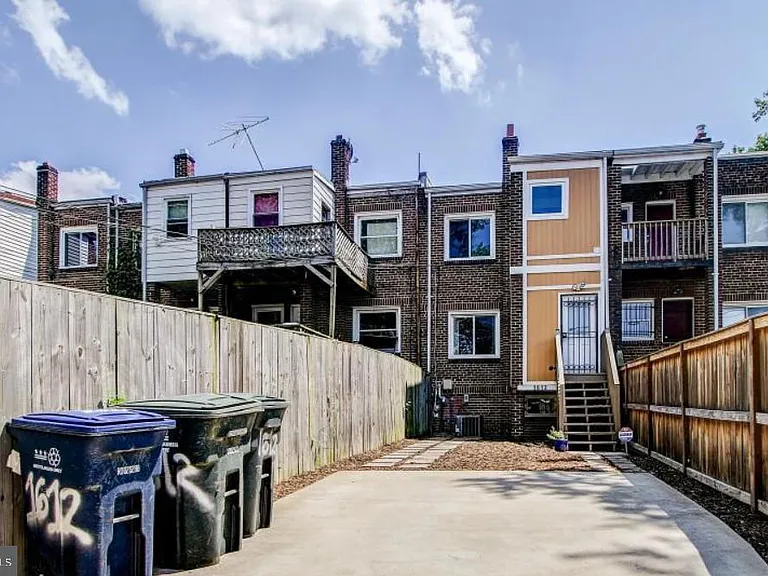 1612 Q St SE — Photo 22