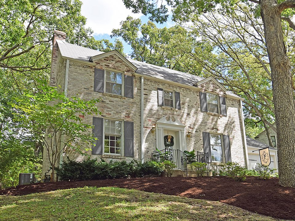1st image of 24 Wildwood Ln