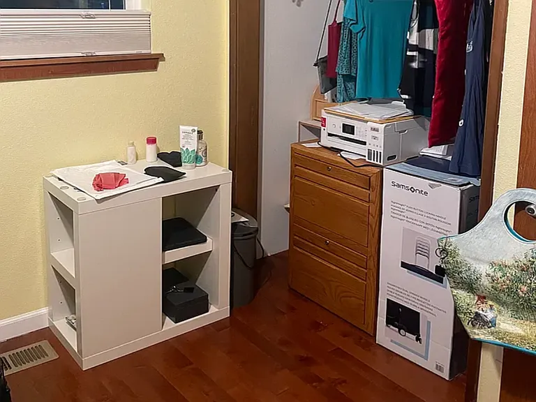 2nd bedroom