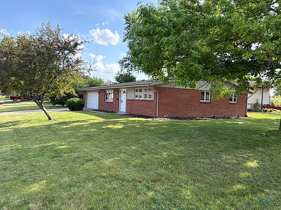 2nd image of 1001 Heathwood Dr