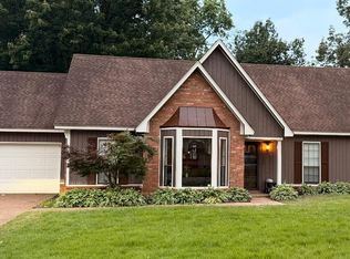 7365 Shire Oaks Cv, Memphis, TN 38125