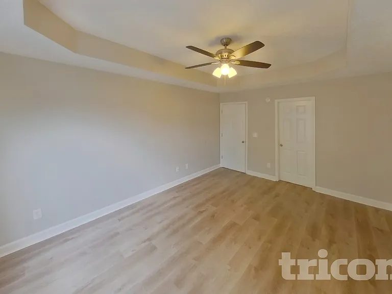 1024 Stratus Dr — Photo 6