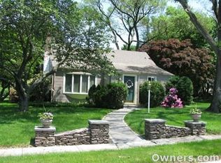 29 Ranch Rd, Milford, CT 06460