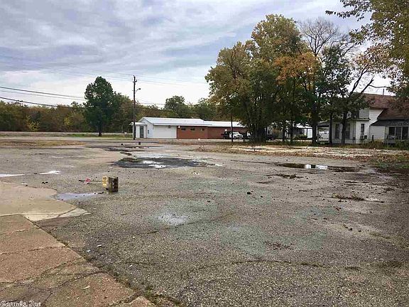 2nd image of 5005 E Nettleton Ave