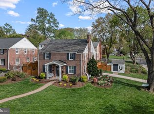 19 Hawthorne Ln, Bryn Mawr, PA 19010