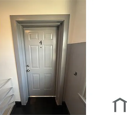 451 Burbank St SE #4 — Photo 3