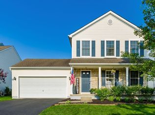 8802 Juneberry Rd, Lewis Center, OH 43035