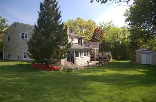 3rd image of 2 Stromberg Ct