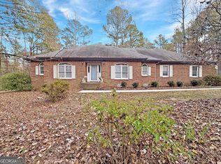 189 Lake Hampton Dr, Hampton, GA 30228