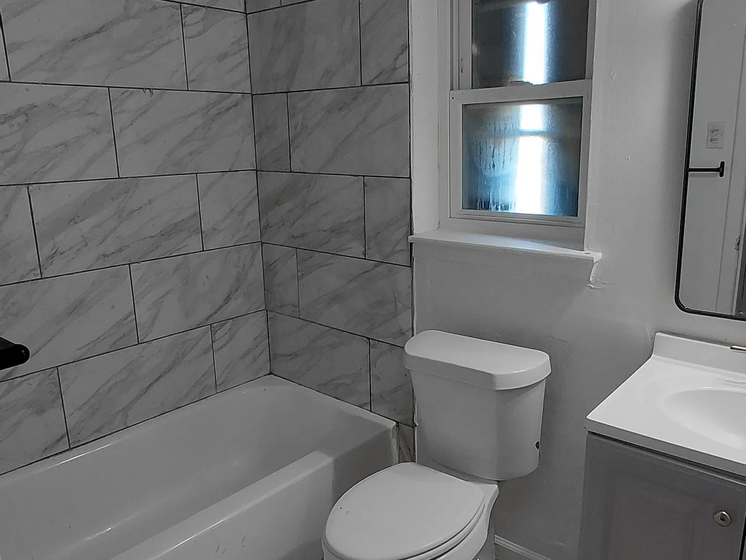 3 bed, 1300 sqft, $1,250 — Photo 4