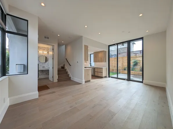 2709 23rd St, San Francisco, CA 94110