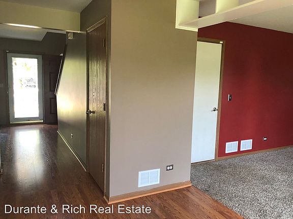 4th image of 1506 Keele Cir
