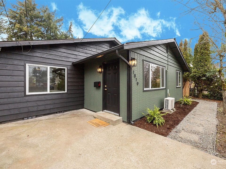 1st image of 1019 E 47th Street