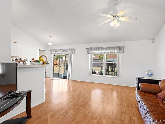 3rd image of 4228 Augustine Rd