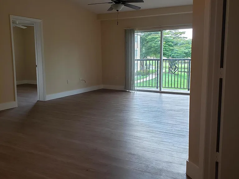 700 Crestwood Ct S #704 — Photo 6