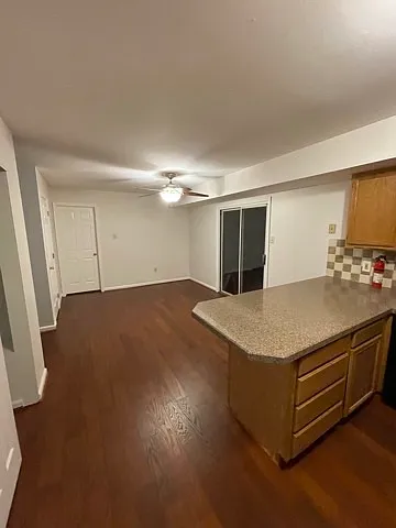 4047 Yorktown Dr — Photo 9