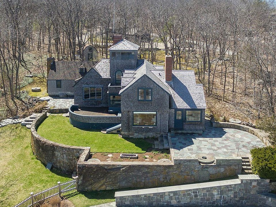 Millstone Manor - oceanfront