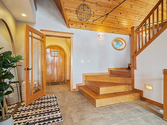 5th image of 32350 Honeytree Ln