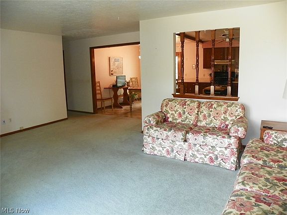 3rd image of 20519 White Bark Dr