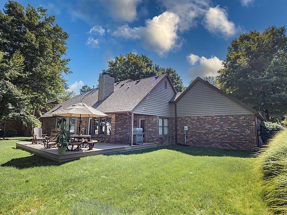 3rd image of 3804 W Russell Ct