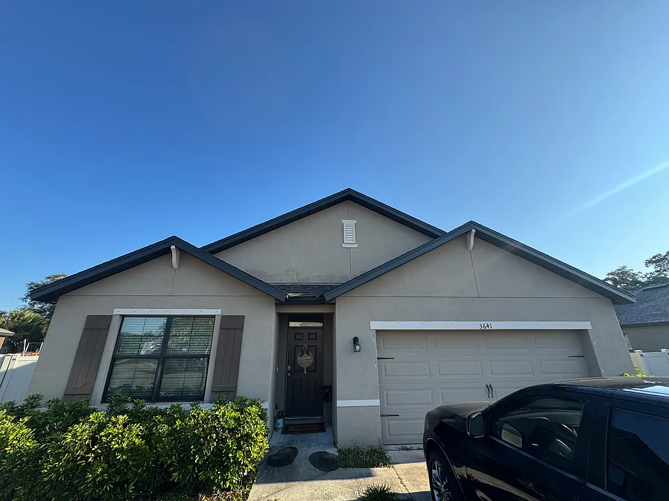 3641 Livi Ln