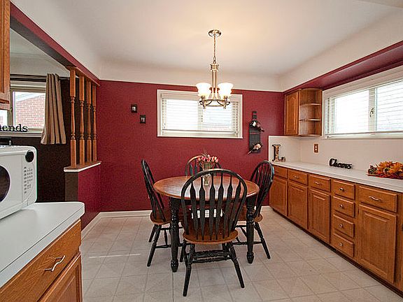 3rd image of 9277 Woodring St