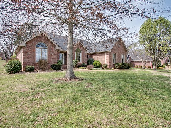 2nd image of 2011 Woodcrest Cir