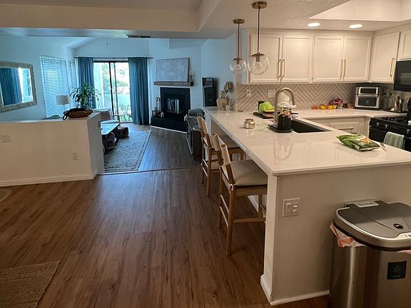 3rd image of 1473 Chalcedony St