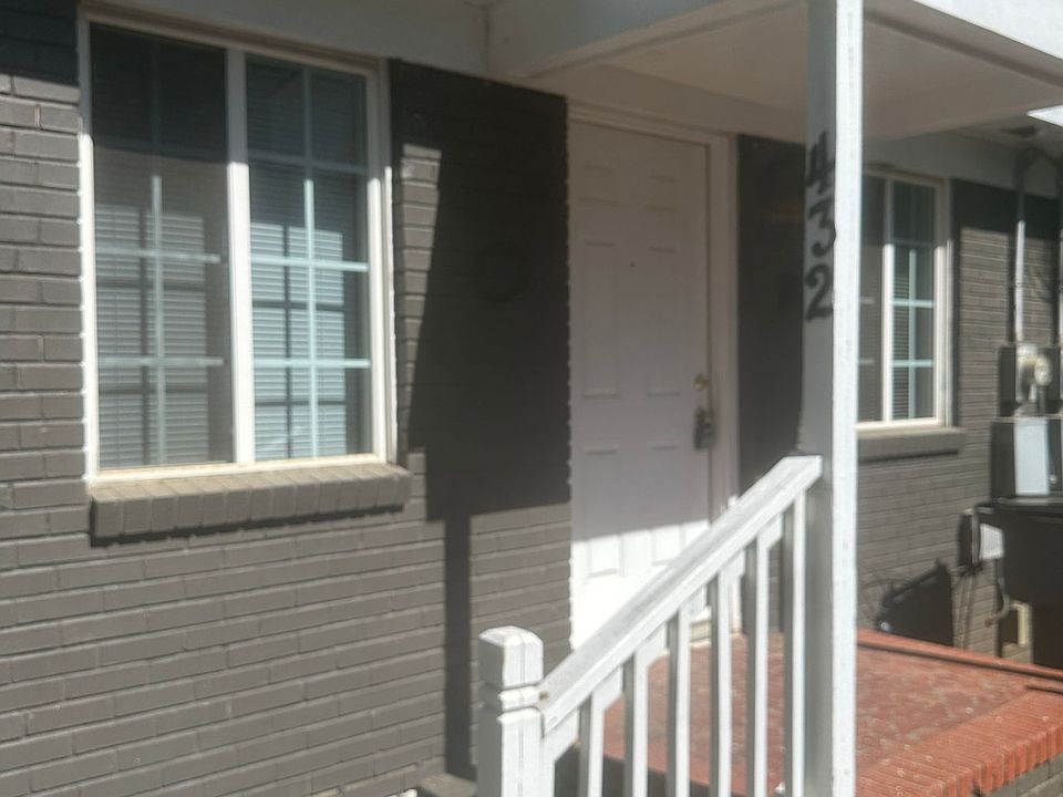 1st image of 432 Sylvania Ave