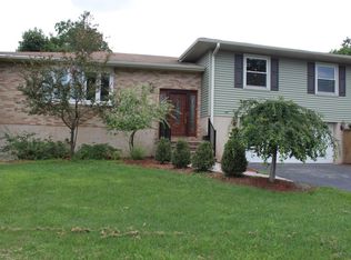 75 Saginaw Ave, Dallas, PA 18612