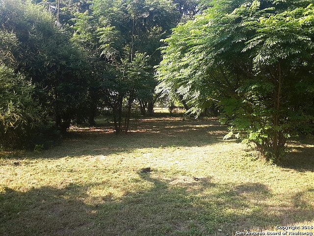 2nd image of 318 Corliss