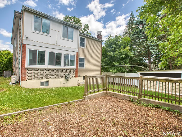 8 Ridge Pl #1 — Photo 35