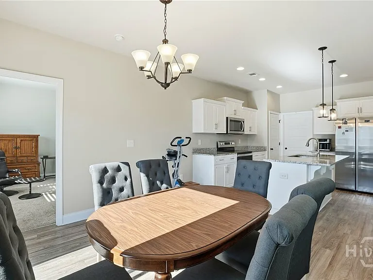 141 Hayden Pl — Photo 23