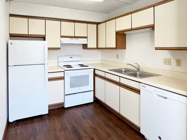 Cherry Ridge Apartments