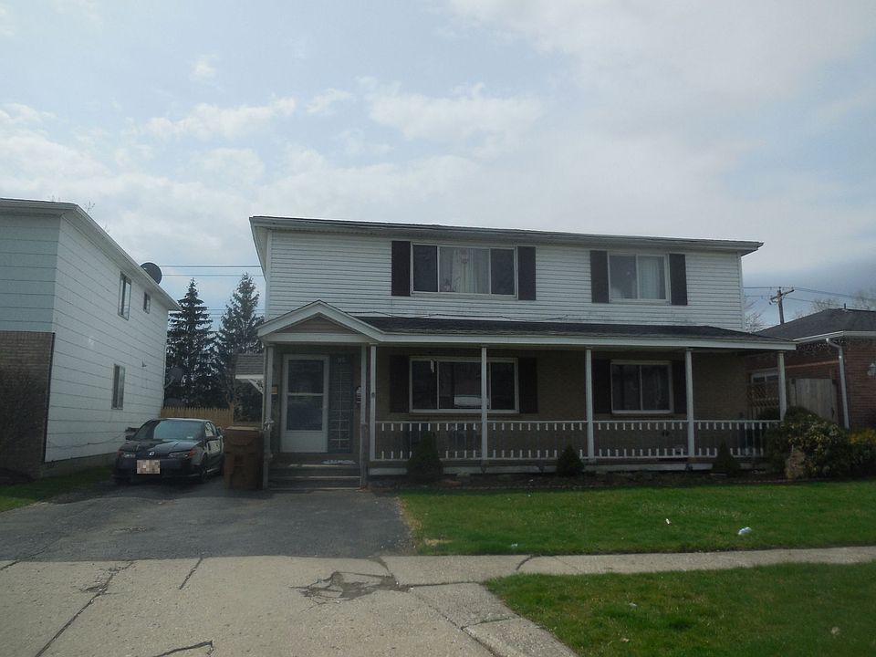 1st image of 95 N Seine Dr