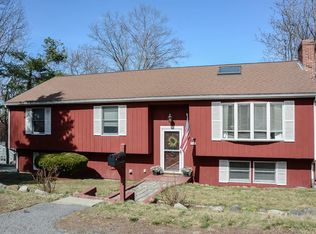 117 County Rd, Reading, MA 01867