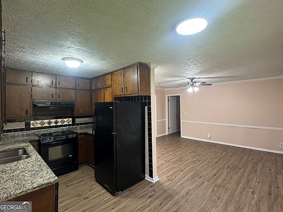 4th image of 827 San Miguel Dr