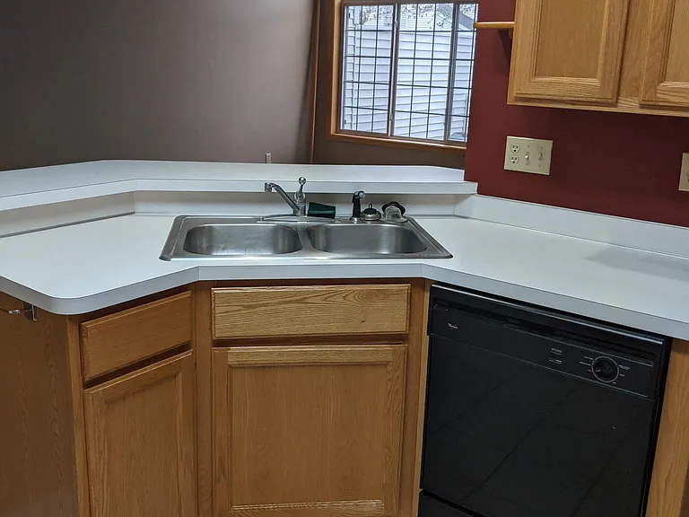 4275 Merrimac Ln N #22 — Photo 2