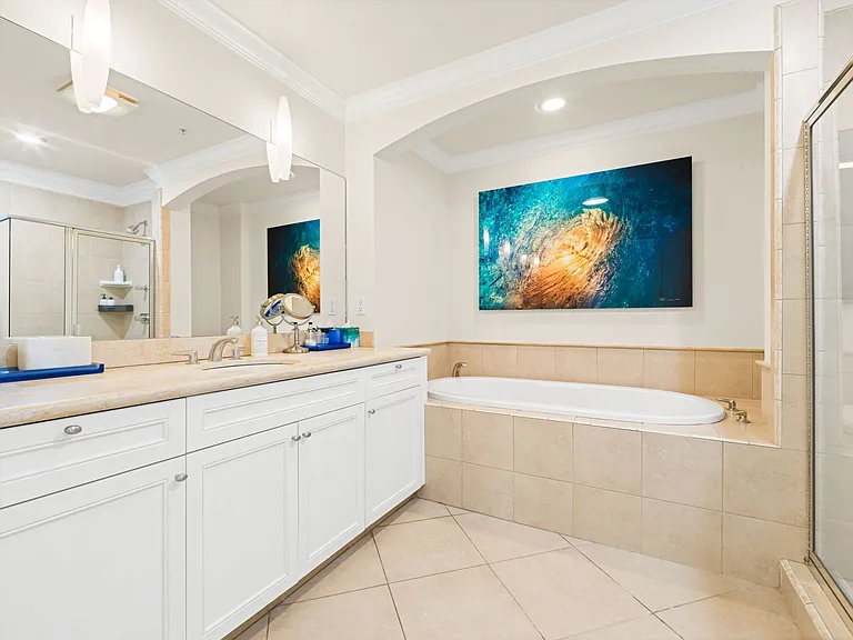 1081 Pine St #301 — Photo 38