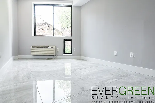 Rented by Pinn Realty | media 7