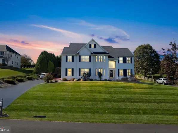 6 Rushford Pl, Avondale, PA 19311