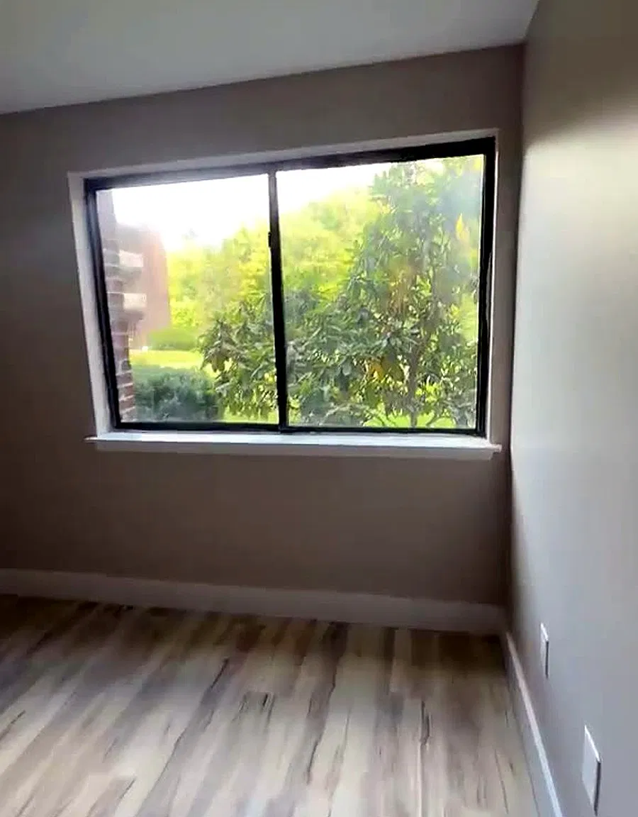 3 bed, 1100 sqft, $3,100 — Photo 3