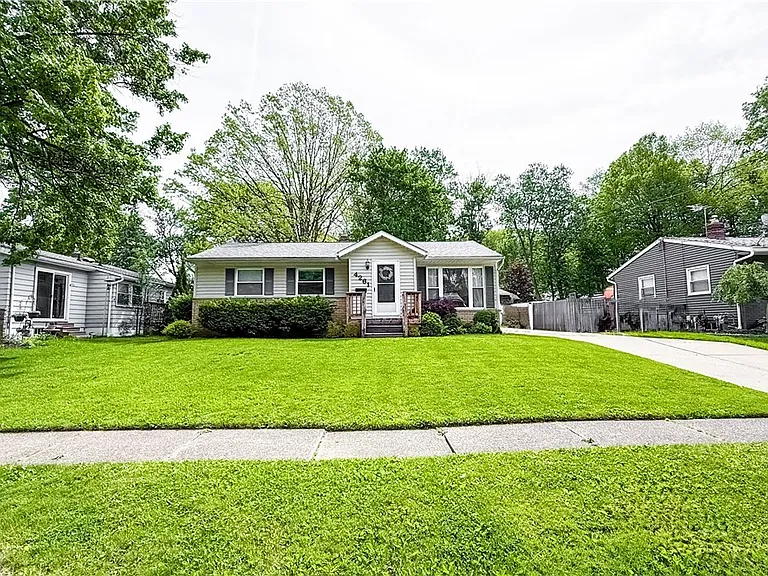 4261 Osage St — Photo 2