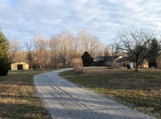 13926 County Road 6910, Caulfield, MO 65626