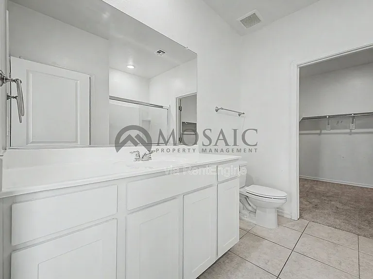 9553 W Agora Ln — Photo 15